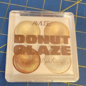 Amuse Donut Glaze Highlighter New Sealed Quad Compact 8g